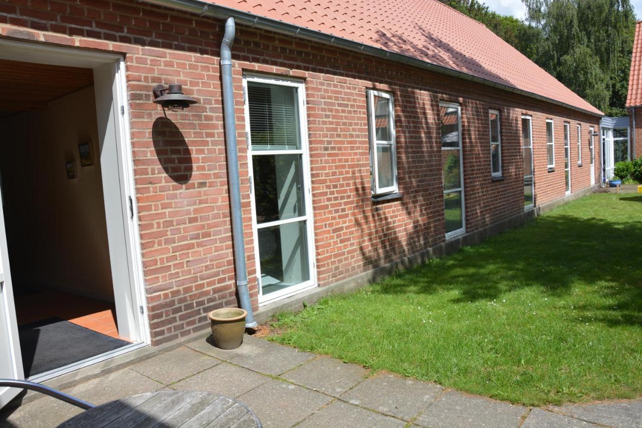 Gunneruphus Bed & Breakfast Herning Bagian luar foto